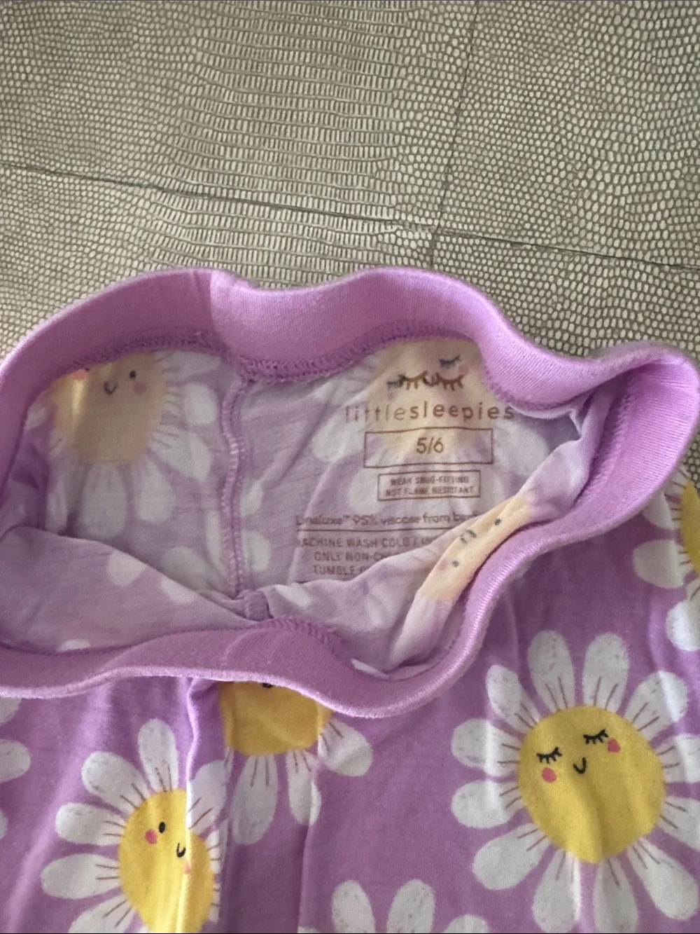 Little Sleepies pajama set size 5/6 Shorts/short sleeve EUC